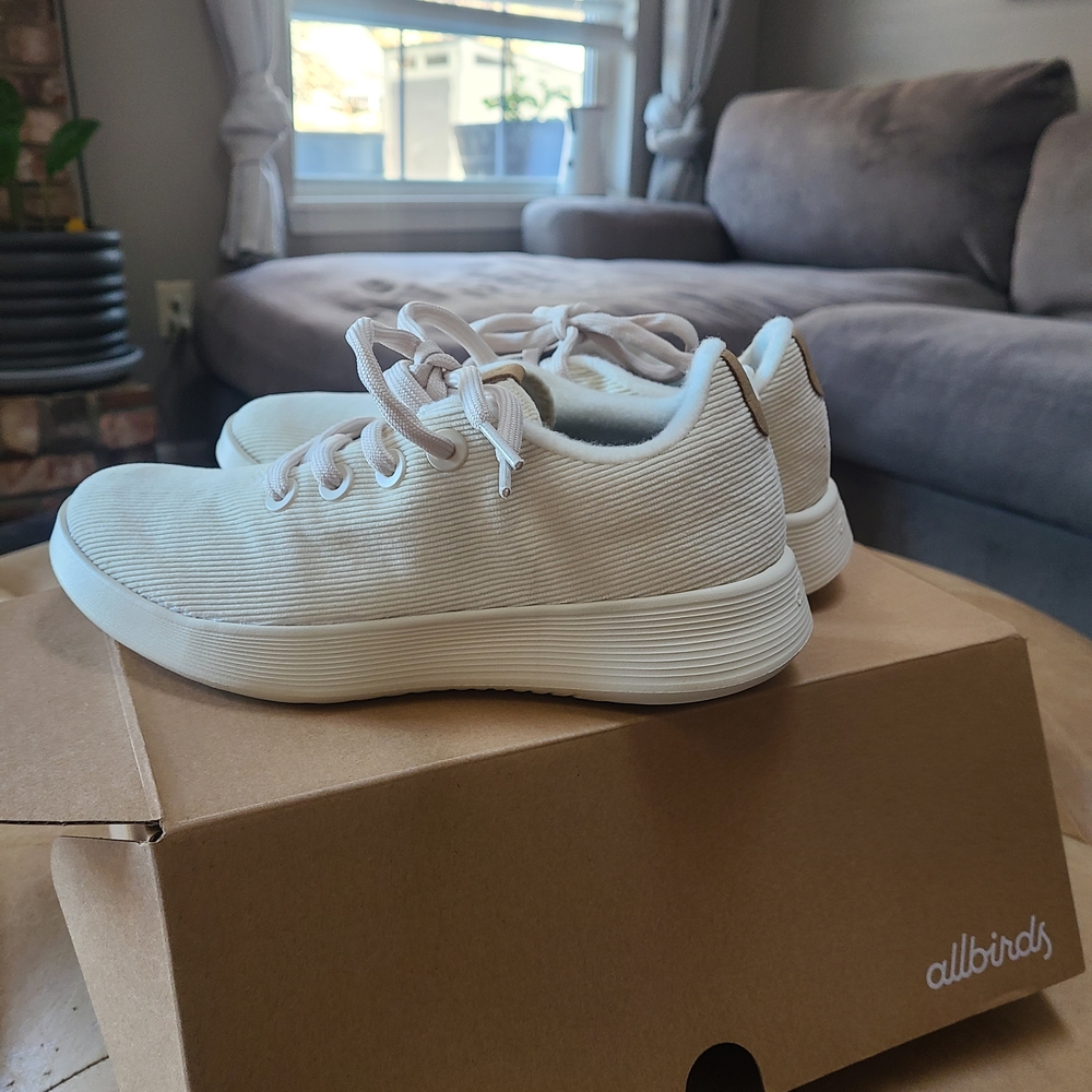 allbirds Women's NZ Corduroy Runner in Stony Cream - Picture 4 of 5